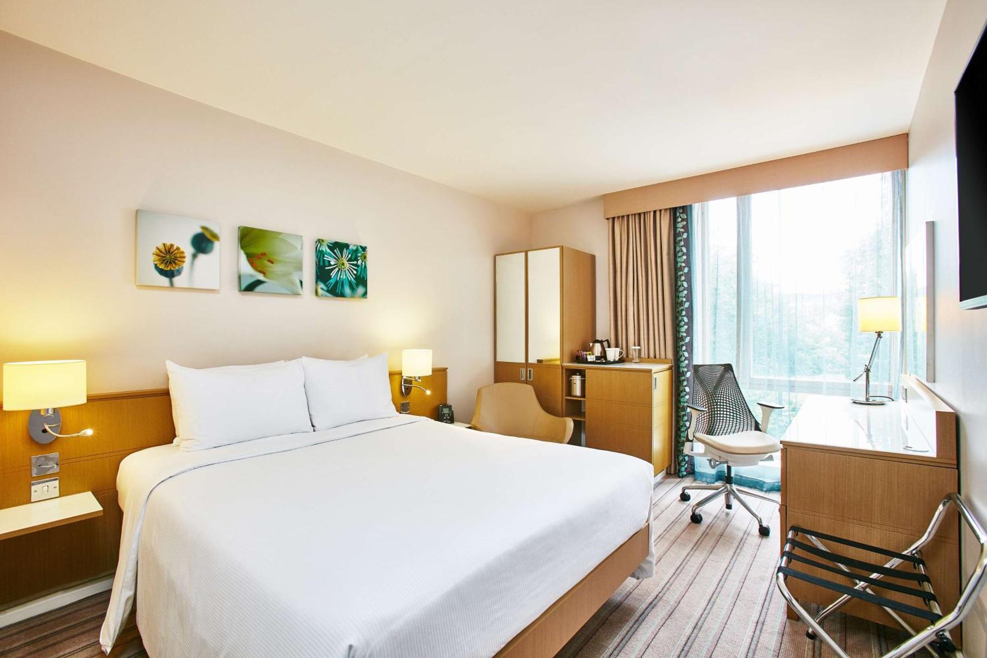 Hilton Garden Inn Birmingham Brindley Place Exterior photo